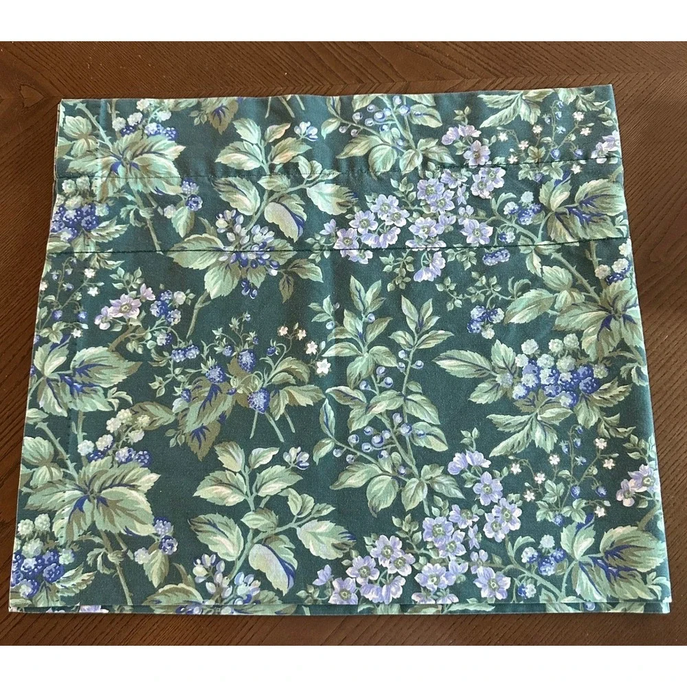 Vintage Laura Ashley Bramble Berry Blouson Valance Rod Pocket 84'' x 18''